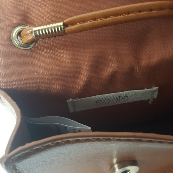 Sold/traded - Picture 6 of 8